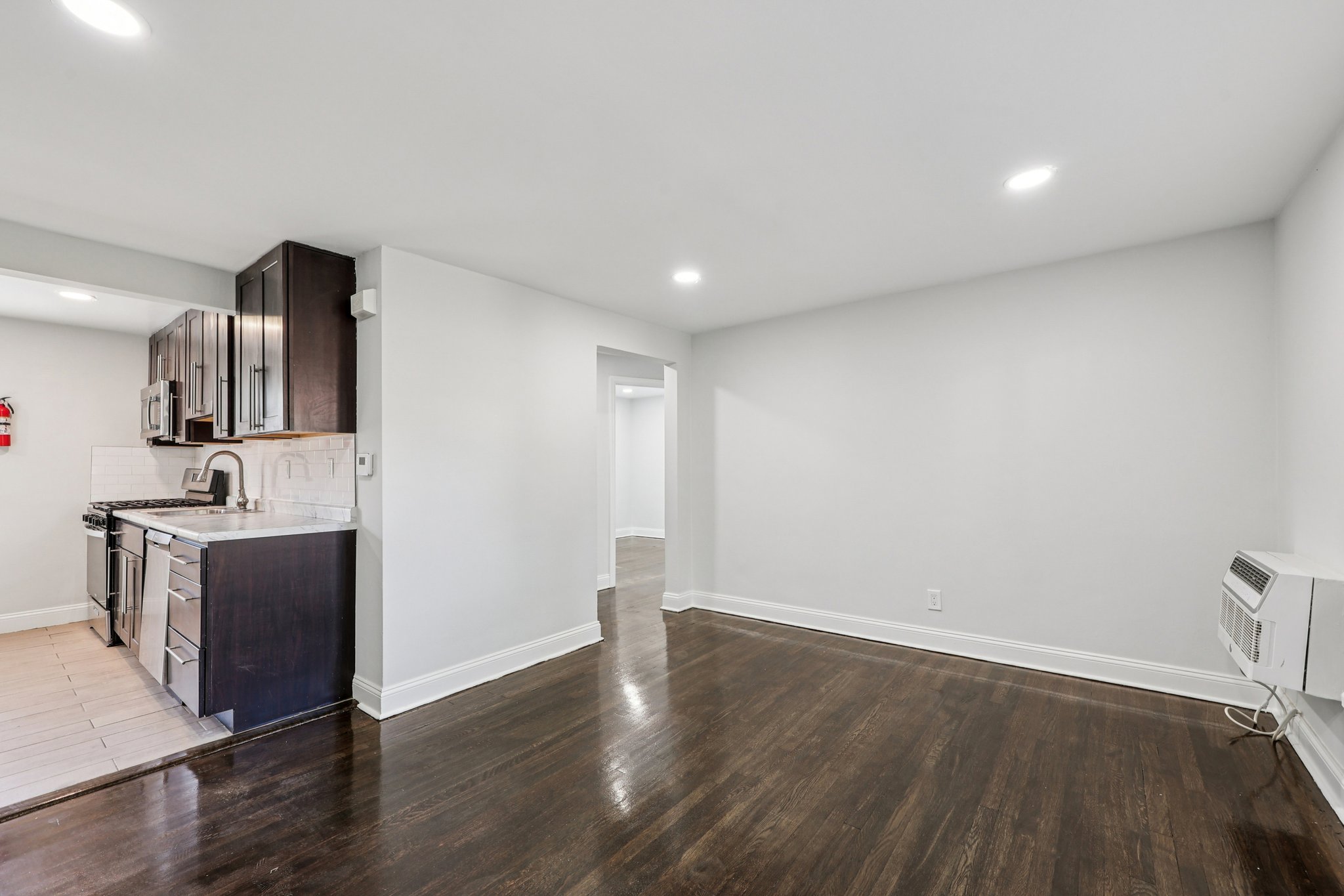 Gallery Photo 31